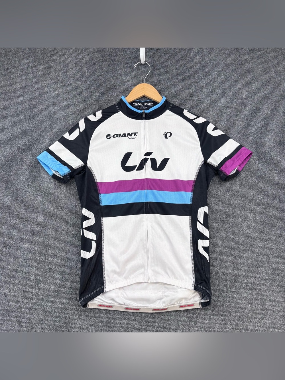 Pearl Izumi Custom For Women Full Zip Short Sleeve Cycling Short Size L